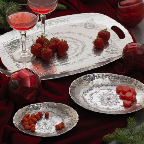 Holiday Rhapsody Oval Dish: Perfect for Any Gathering! - Image 3