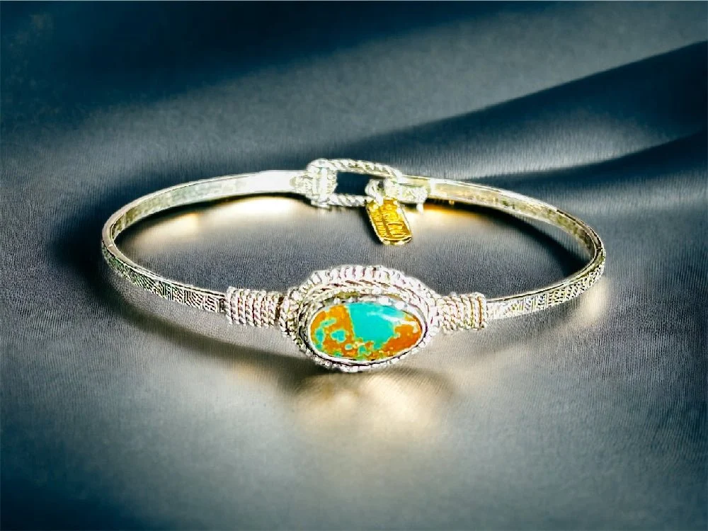 Kingman Turquoise Sterling Silver Bracelet - Image 9