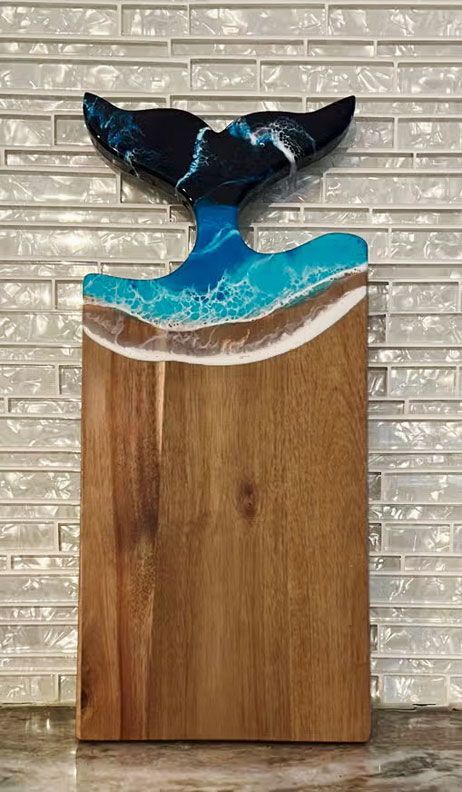 Whale Tail Cheese Board Acacia Wood - Image 4