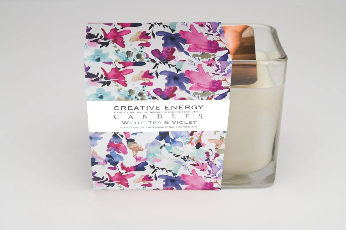 White Tea & Violet Soy Lotion Candle - Image 2